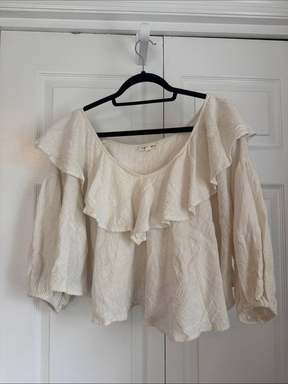 eesome Cream Ruffle Off-Shoulder Peasant Blouse